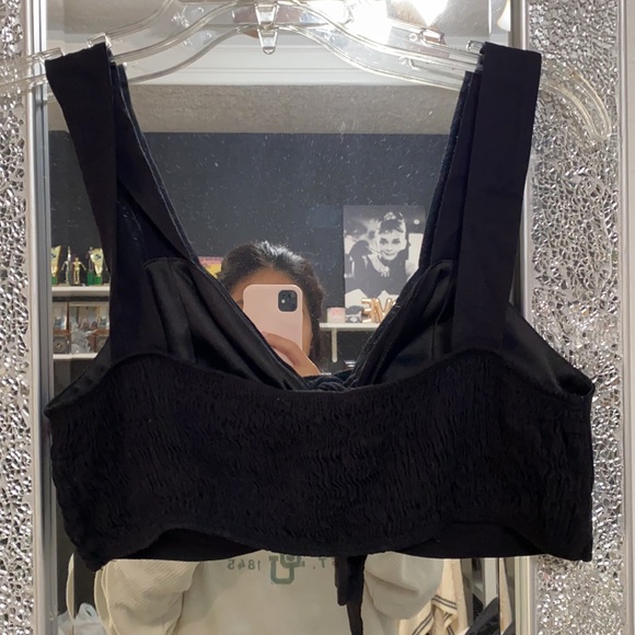 Black crop top - Picture 2 of 5